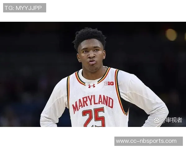 奎因神奇表现创历史单场至少14分16板12助成联盟近46年第三位新秀